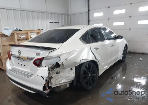 2017 Nissan Altima 2.5 Sr из США, поврежденный, VIN 1N4AL3AP0HC221736